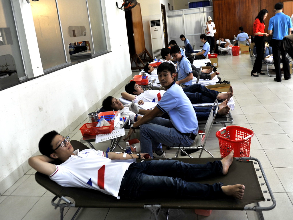 PTSC hien mau nhan dao 1