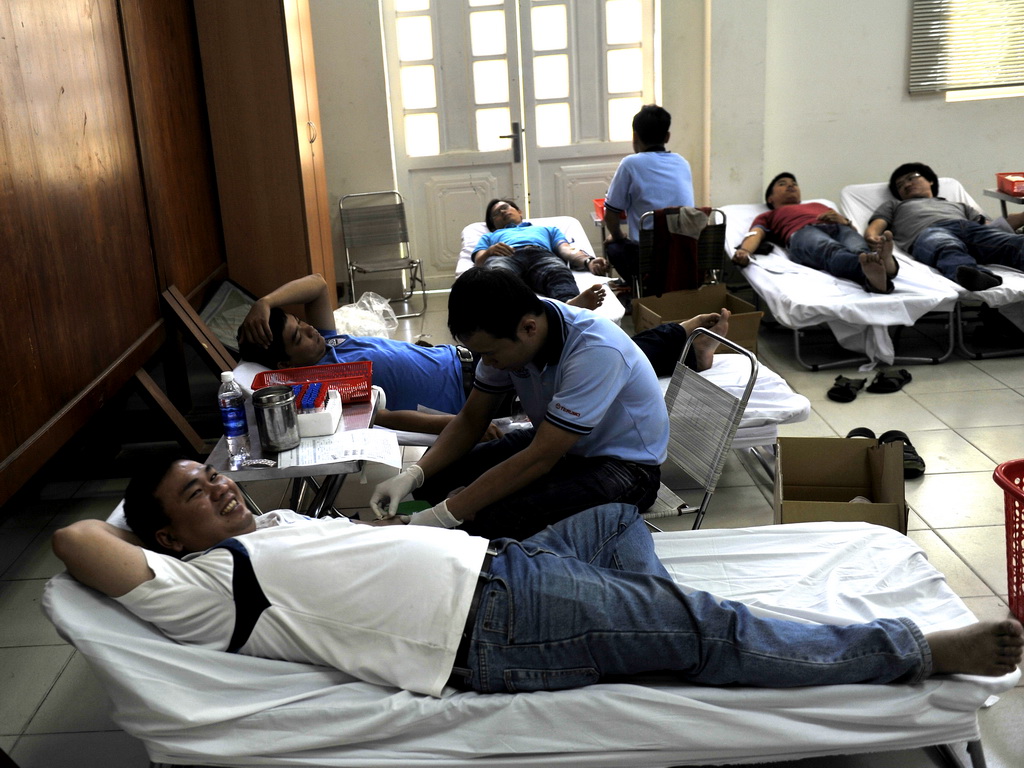 PTSC hien mau nhan dao 4