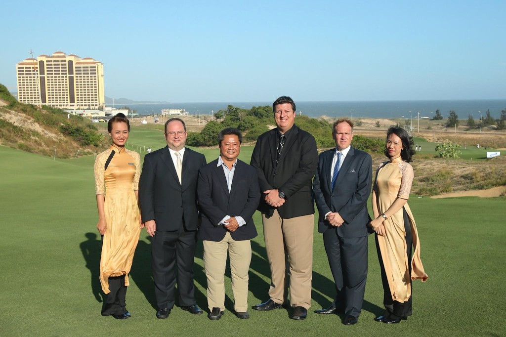 Giai Golf Ho Tram 2015