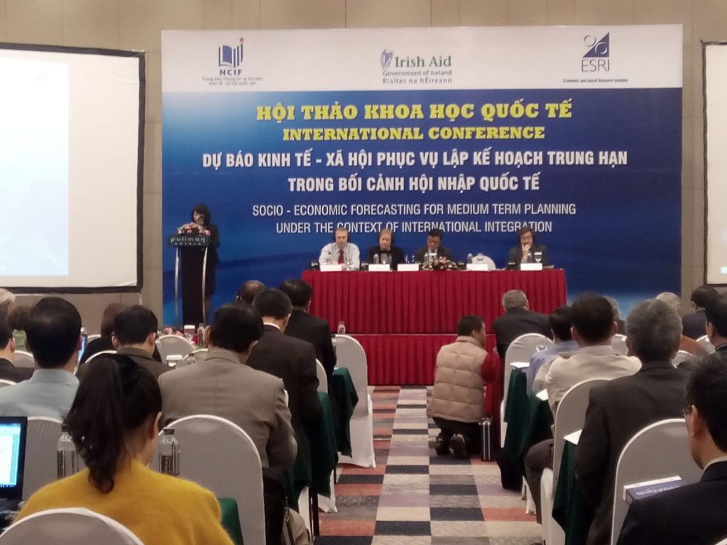 Du bao kinh te Vietnam 2016