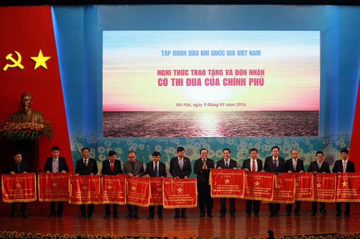 Tập đoàn dầu khí Việt Nam (PVN) - Hội nghị tổng kết công tác năm 2015 và triển khai kế hoạch năm 2016