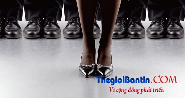 woman-leader-1475488398212-crop-1475488412684