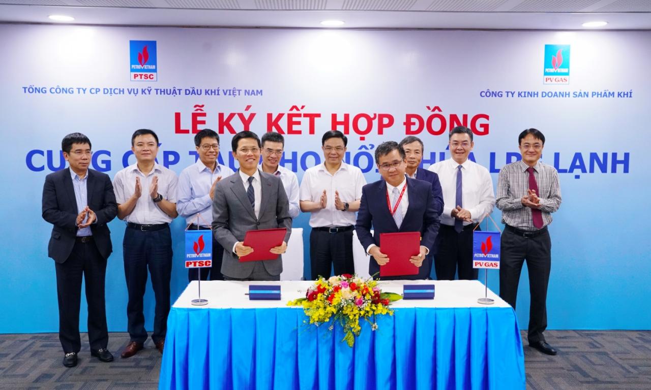 PV GAS và PTSC ký kết Hợp đồng cung cấp tàu kho nổi chứa LPG lạnh tại khu vực phía Bắc
