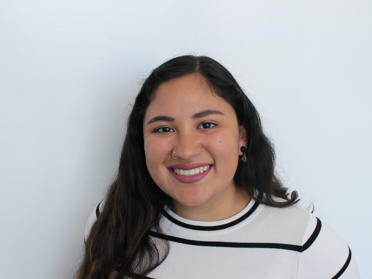 Konce Quispe, nữ sinh Viện Công nghệ Rochester, đang thực tập với vai trò kỹ sư tại trụ sở chính của Facebook ở Mỹ