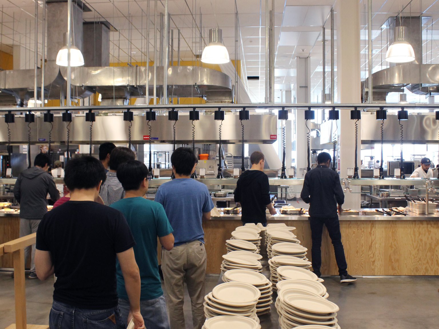 Cuá»c sá»ng trong mÆ¡ cá»§a sinh viÃªn thá»±c táº­p táº¡i Facebook: NhÃ  á», Äi láº¡i, Än uá»ng miá»n phÃ­ vÃ  nháº­n lÆ°Æ¡ng gáº§n 200 triá»u/thÃ¡ng - áº¢nh 14.