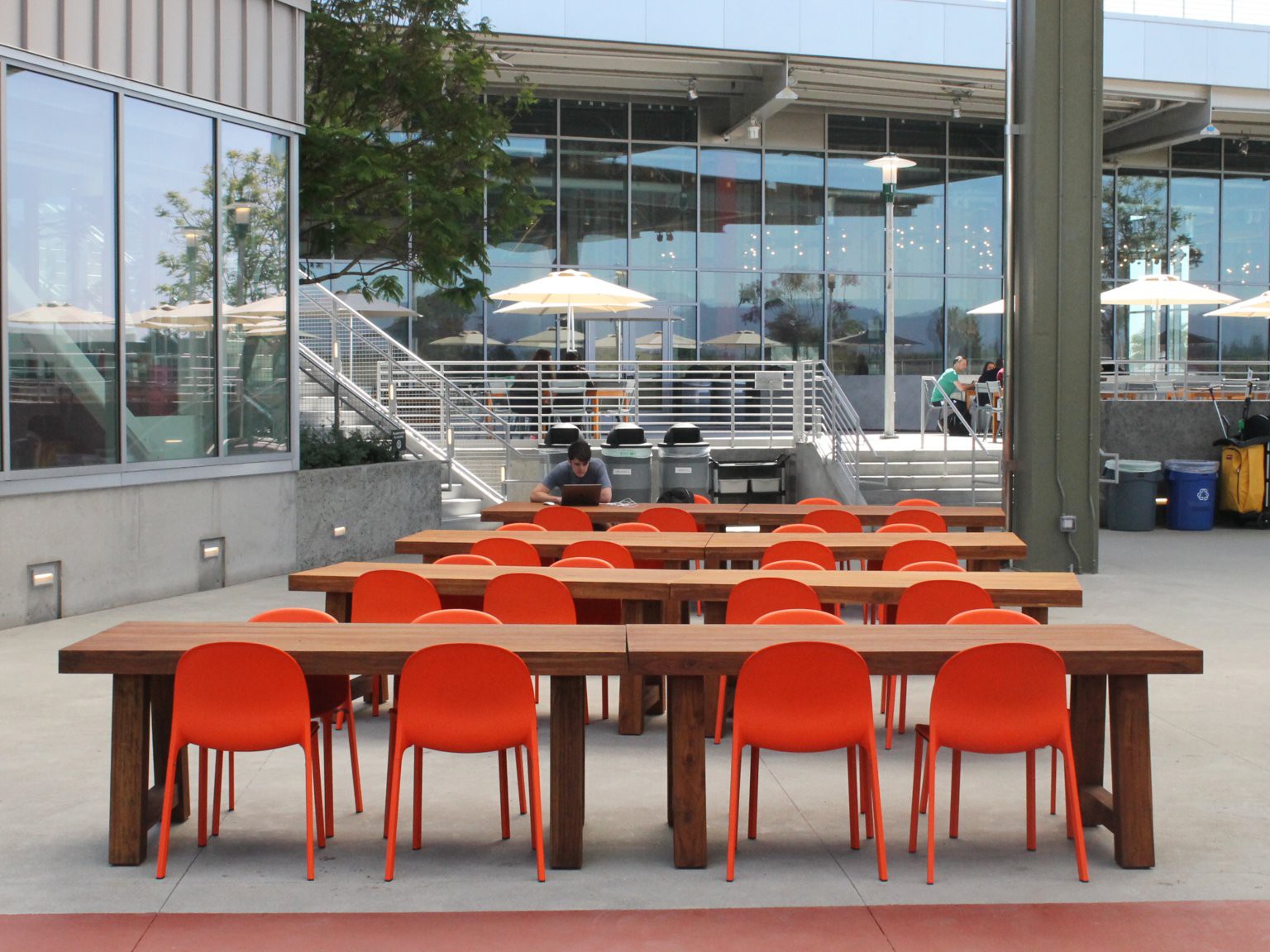 Cuá»c sá»ng trong mÆ¡ cá»§a sinh viÃªn thá»±c táº­p táº¡i Facebook: NhÃ  á», Äi láº¡i, Än uá»ng miá»n phÃ­ vÃ  nháº­n lÆ°Æ¡ng gáº§n 200 triá»u/thÃ¡ng - áº¢nh 24.